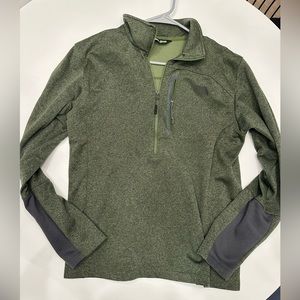 Men’s north face medium quarter zip
